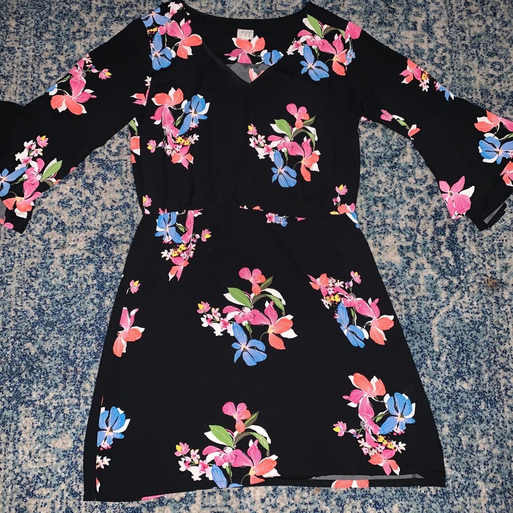 Black casual dress